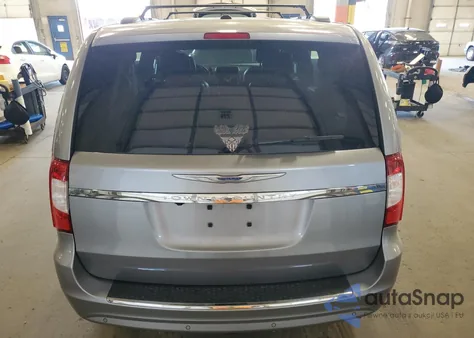 2016 Chrysler Town & Country Touring L из США, поврежденный, VIN 2C4RC1CG8GR174394